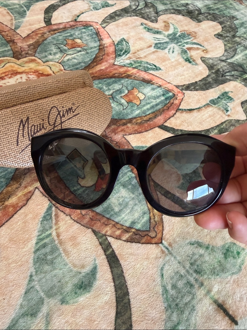 Maui Jim Jasmine tortoise shell sunglasses with case & cloth cleaner. - Picture 8 of 9